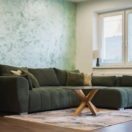 Sophisticated For 6 - Old Town Ba Apartman *